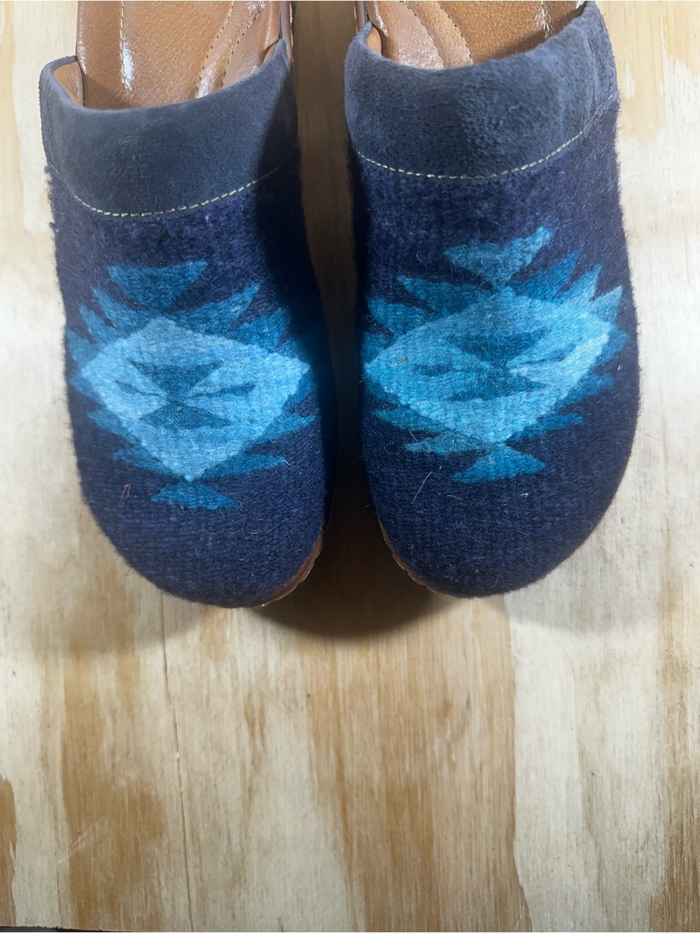 Born Bandy Aztec Blue Patterned Wool Slip-On Clogs Women’s Size 10 - Picture 5 of 10